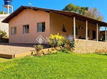 Casa · 150m² · 3 Quartos · Chácara com duas casas a 5 min. de Lagoa de Imaruí - Refugio em meio a natureza