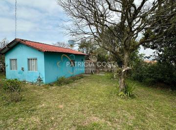 Casa · 50m² · 2 Quartos · Casa com Amplo Terreno à Venda no Ambrósio – Garopaba/SC