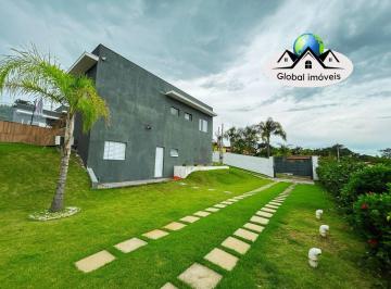 Casa · 270m² · 4 Quartos · 5 Vagas · Colinas de Porangaba - Linda Casa com 4 Suíte - Piscina