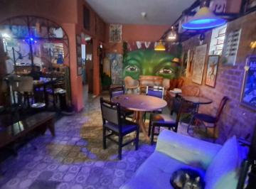 ct9tbf82ytczn2q2y2e5zjgx_md · Casa com ponto comercial à venda na Guilhermina, em Praia Grande/SP.
