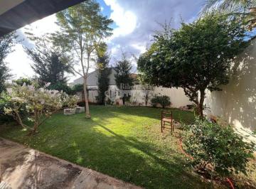 Casa · 168m² · 3 Quartos · 4 Vagas · Casa de Condomínio para alugar em Bonfim Paulista de 168.00m² com 3 Quartos, 1 Suite e 4 Garagens