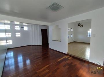 Casa · 216m² · 3 Quartos · 2 Vagas · Casa para venda em Chácara Montagna de 216.00m² com 3 Quartos, 1 Suite e 2 Garagens