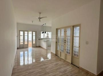 Casa · 77m² · 2 Quartos · Casa Padrão em Araraquara