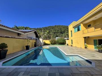 f2ba0c462f32bc066febf6272349a38a778d82ec · Casa com 5 dormitórios à venda por R$ 2.000.000,00 - Albamar - Guarujá/SP