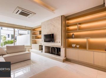 Casa · 410m² · 4 Quartos · 3 Vagas · Casa em Condomínio de Alto Padrão com 4 Suítes no Três Figueiras