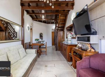 Apartamento · 132m² · 2 Quartos · 2 Vagas · Cobertura ao lado da Orla do Guaíba e Parque Marinha com 2 vagas e suíte