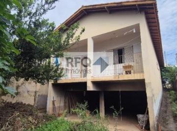 img0 · Casa com 3 Quarto(s) e 2 banheiro(s) para Alugar, 249 m² por R$ 4000 / Mês