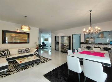 Casa · 430m² · 4 Quartos · 4 Vagas · Condomínio com 4 quartos à venda em Caraguatá - SP