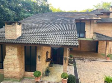 Casa · 250m² · 2 Quartos · 4 Vagas · Condomínio com 2 quartos à venda em Roseira - SP