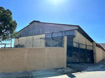 Comercial · 1800m² · Galpão à venda em Vila mesquita - SP