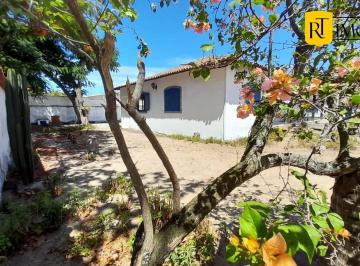 Imagem 1 · Casa para venda em Palmeiras, Cabo Frio