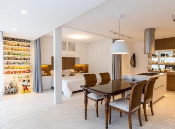 Apartamento · 48m² · 1 Quarto · 1 Vaga · Apartamento reformado à venda com 48m², 1 quarto e 1 vaga