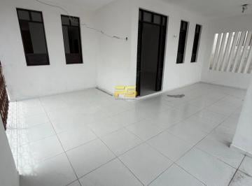 Casa · 200m² · 3 Quartos · 3 Vagas · Casa 200m² 3 quartos sendo 1 suíte no Treze de Maio à Venda