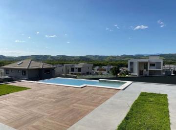 57f65da6666210fc7ae8bde464c1753d0e300701 · Casa com 4 dormitórios à venda, 426 m² por R$ 3.290.000,00 - Condomínio Residencial Colinas do Parat
