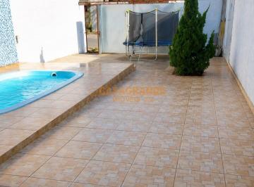 Casa · 175m² · 2 Quartos · 2 Vagas · Casa com 2 quartos no Setville com piscina