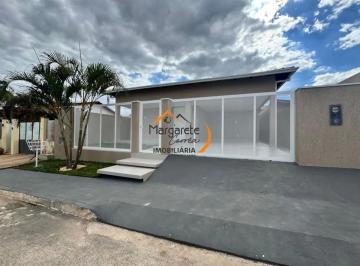 Casa de 3 quartos, Sobradinho · 3 suítes, Escritório, Churrasqueira, Escriturada e com Habite-se