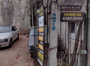 Casa · 255m² · 2 Quartos · 6 Vagas · TERRENO COM DUAS CASAS PARA VENDA NO JARDIM MIRNA!