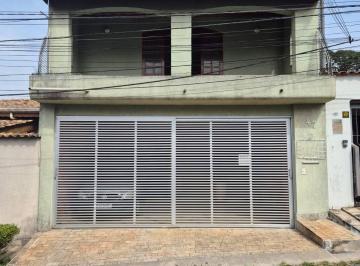 Casa · 240m² · 3 Quartos · 2 Vagas · CASA PARA VENDA NO JARDIM ALVORADA
