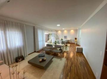 Apartamento de 3 quartos, São Paulo · Apartamento de Alto Padrão 134 m² - 3 Dormitórios - Suíte com Closet - Varanda - Condomínio Clube
