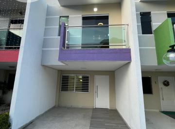Foto 01 · Casa duplex - 2 suítes - semi mobiliada - Parque das Laranjeiras - Flores