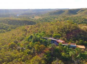 Rural de 4 quartos, Brasília · Chácara Formada , Casa com 4 Quartos, Pomar, Vista das Montanhas e Rio aos Fundos - Altiplano Leste