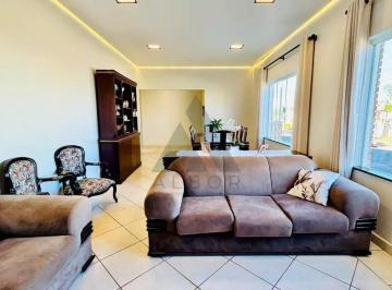 Casa de 5 quartos, Itapetininga · Casa com 5 quartos à venda, 339 m² por R$ 1.855.000 - Jardim Marabá - Itapetininga/SP