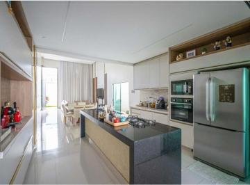 Casa de 3 quartos, Goiânia · Casa no Goiânia II mobiliada porteira fechada