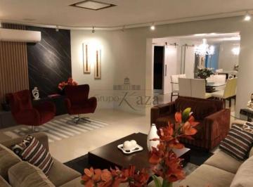 Apartamento · 236m² · 3 Quartos · 3 Vagas · Oportunidade - Apartamento - Vila Guaianazes - Condomínio Vila Romana - 3 Dormitórios - 236m².