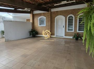 Foto 01 · Impecável residência à venda em Taubaté-SP, bairro Parque São Luís. 4 quartos, 1 suíte, 1 sala, 3 ba