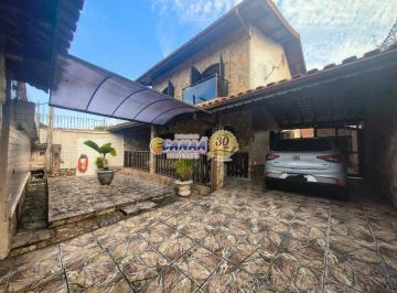 Casa de 4 quartos, Mongaguá · Casa lote inteiro na Praia de Mongaguá. 3 dormitórios + Edicula
