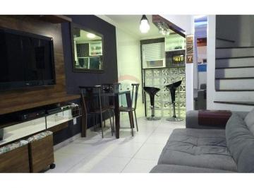 Casa · 63m² · 2 Quartos · 1 Vaga · "Casa de 2 quartos com garagem e quintal independente"