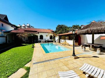 Casa · 390m² · 3 Quartos · 8 Vagas · Casa à venda na Orla da Barra da Tijuca | Associação Amalinda