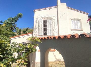 Casa de 5 quartos, São Paulo · Sobrado histórico estilo Colonial Californiano com jardim e varanda no Pacaembu