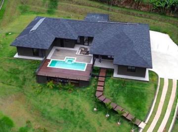 Casa · 2668m² · 4 Quartos · 18 Vagas · Linda casa em condomínio fechado para financiamento