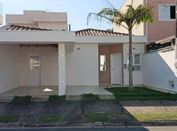 Foto 01 · Casa no condomínio Villaggio Di Itaici, Indaiatuba-SP: 2 quartos, 1 suíte, 1 sala, 2 banheiros, 2 va