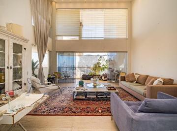 Apartamento · 222m² · 4 Quartos · 4 Vagas · Duplex para venda e locação em Perdizes com 4 quartos, sendo 2 suítes, 222m²