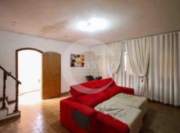 Casa · 186m² · 4 Quartos · 4 Vagas · Sobrado em Vila Ema