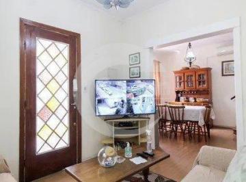Casa · 140m² · 3 Quartos · 4 Vagas · Sobrado em Belém