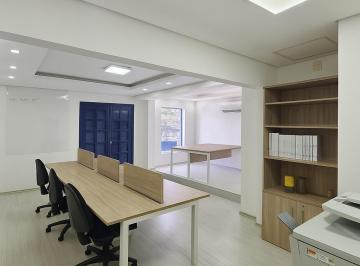 7d239eb6-c253-4cf1-a9f4-b96bef287631 · Deslumbrante casa comercial para venda em Chácara Santo Antônio (Zona Sul), 159m²