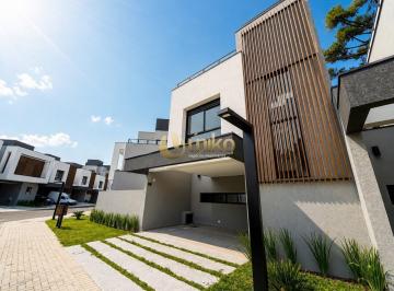 Casa · 198m² · 3 Quartos · 2 Vagas · CASA EM CONDOMÍNIO FECHADO