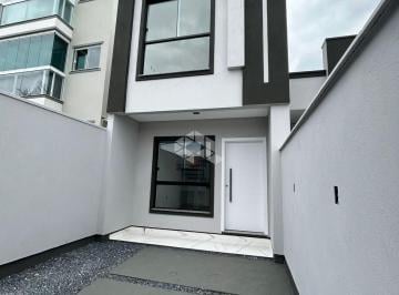 Casa · 70m² · 2 Quartos · Sobrado à venda no Mata Atlântica em Tijucas!