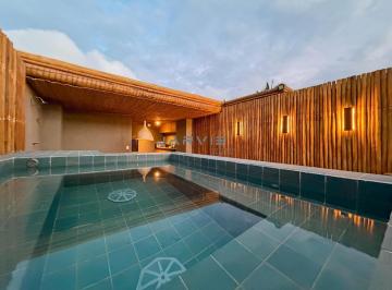 Casa · 171m² · 3 Quartos · 1 Vaga · Casa de luxo a Beira mar no patacho