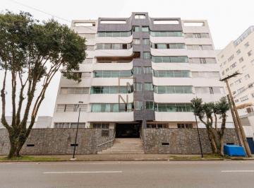 Apartamento · 181m² · 3 Quartos · 2 Vagas · Apartamento amplo com 3 quartos e 2 vagas de garagem