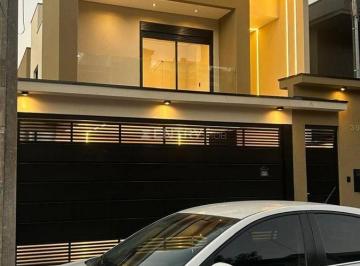 Casa · 260m² · 3 Quartos · 3 Vagas · Casa 3 suítes alto padrão em Portais (Polvilho), Cajamar com 260m² de área útil e piscina