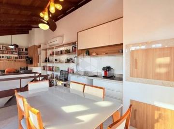 Apartamento · 177m² · 2 Quartos · 1 Vaga · cobertura 176m2, 2 dormitórios, terraço com banheira ,1 vaga, no Bairro Auxiliadora