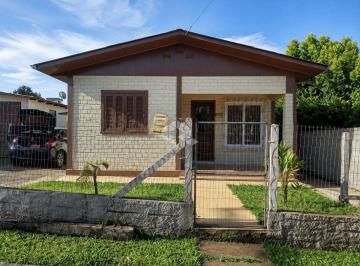 Casa · 115m² · 3 Quartos · Casa plana com 3 dormitórios ,.sala de estar ,cozinha, 1 banheiro, despensa e garagem para 1 carro