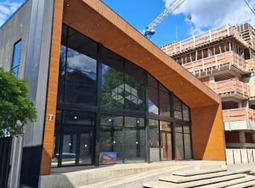 Comercial · 345m² · 15 Vagas · Loja na rua Osvaldo Aranha em Canela