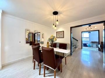 Casa · 261m² · 4 Quartos · 3 Vagas · CASA DE DOIS PISOS COM 260,93 M² DE ÁREA PRIVATIVA À VENDA NO BAIRRO PASSO DA AREIA
