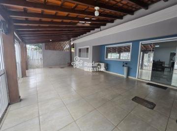 Casa · 200m² · 3 Quartos · 3 Vagas · QI 08 - CASA TÉRREA DE ESQUINA COM 3 QUARTOS - REFORMADA - ACEITA FINANCIMENTO - GUARÁ I/DF