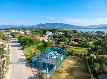 Casa · 75m² · 1 Quarto · Ponto Comercial com Casa no Bairro Ibiraquera, Imbituba - SC